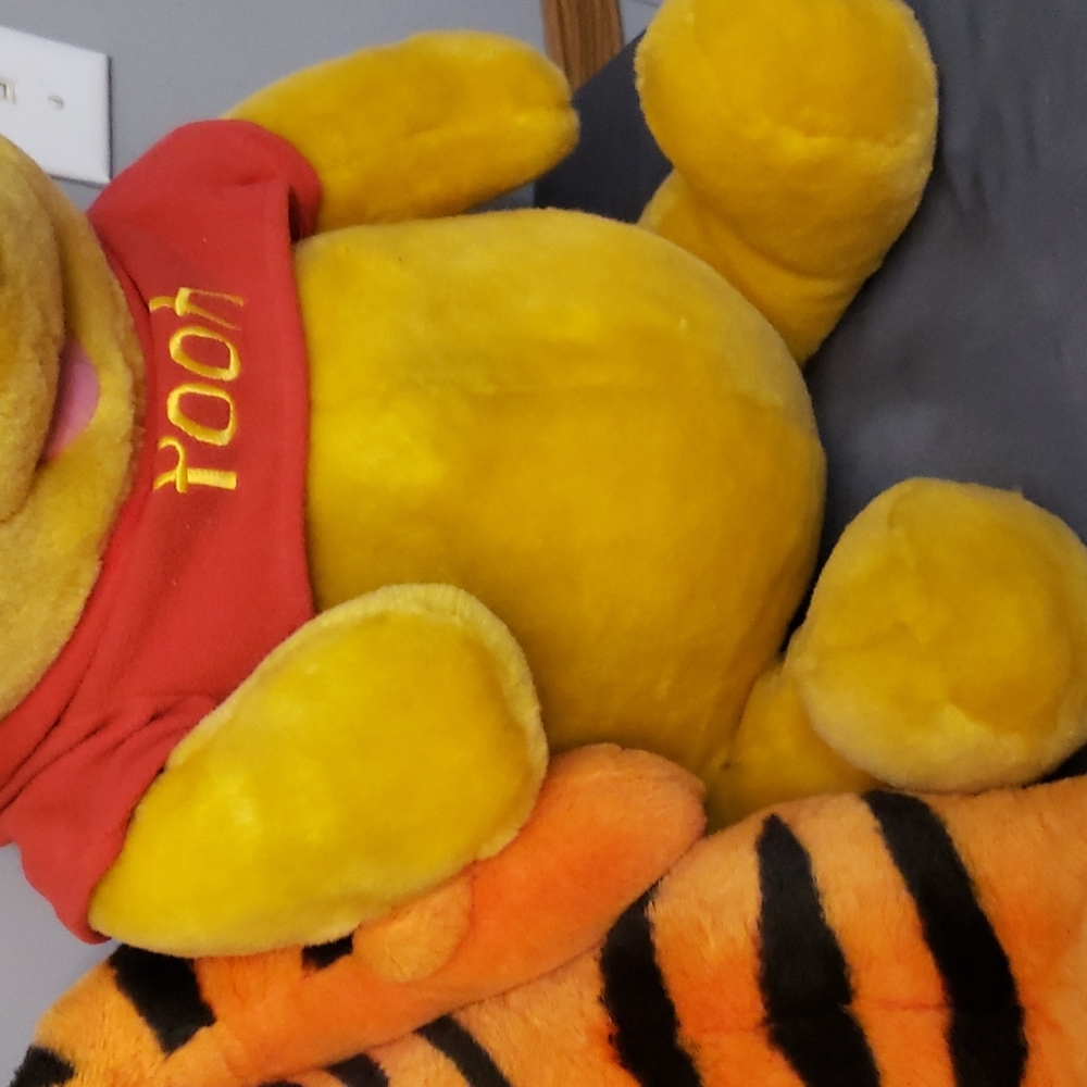 ❌2 Working Talking Tigger and Pooh Vintage Plushies - Picture 5 of 7